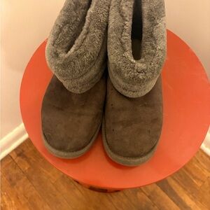 UGG Fluffy Gray boots